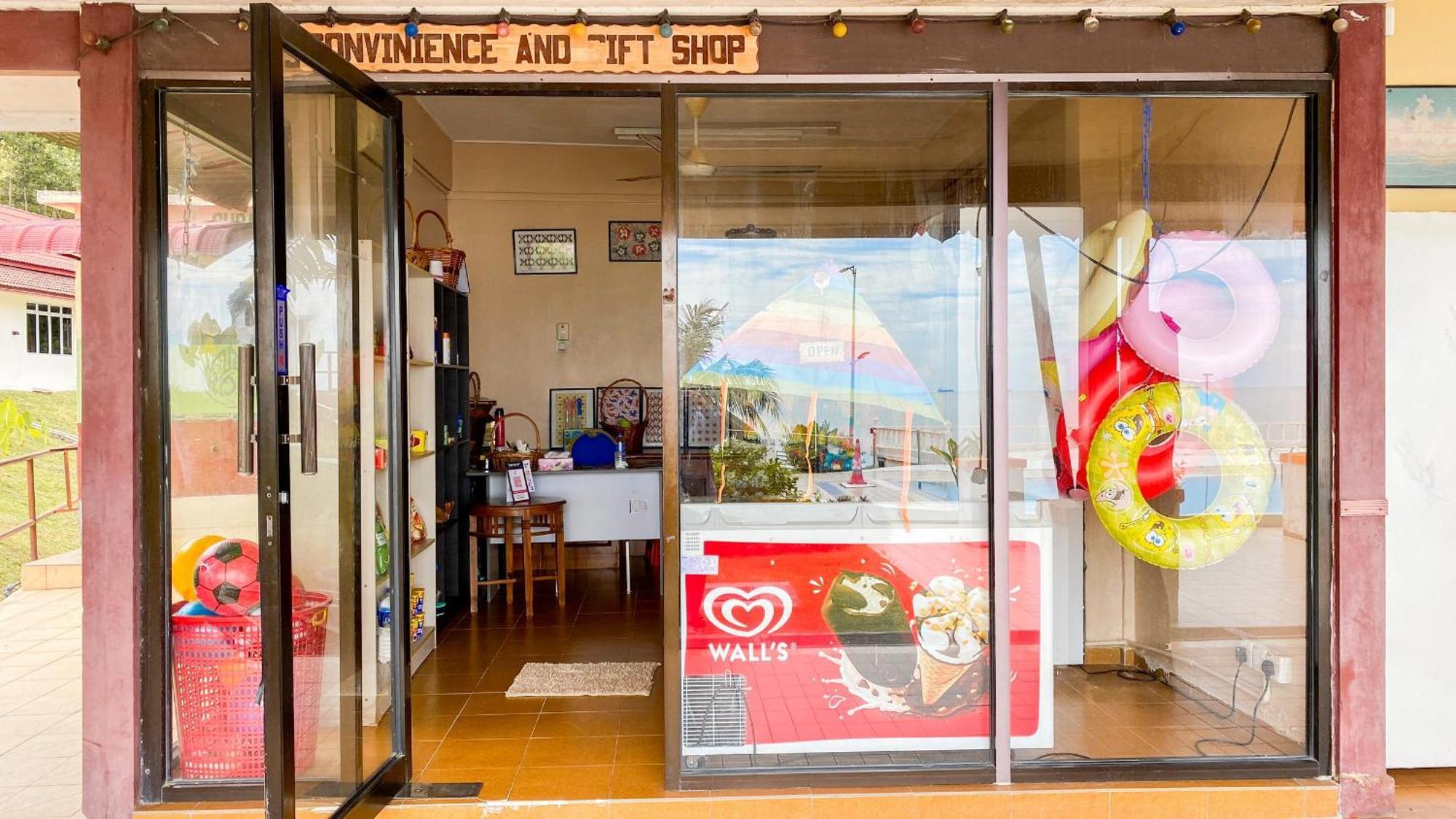 Lovita Tanjung Bidara Malacca