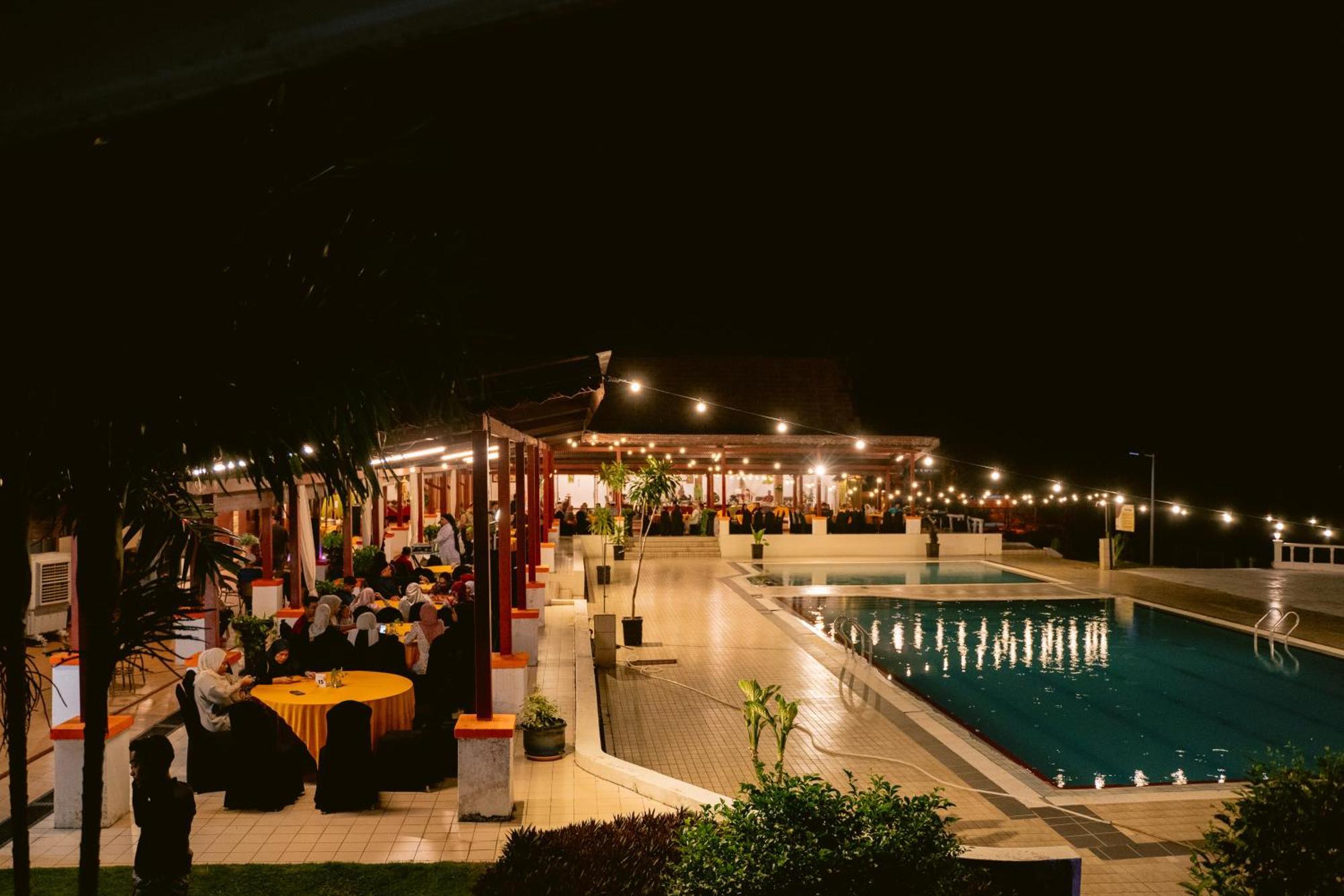 Lovita Tanjung Bidara 4*