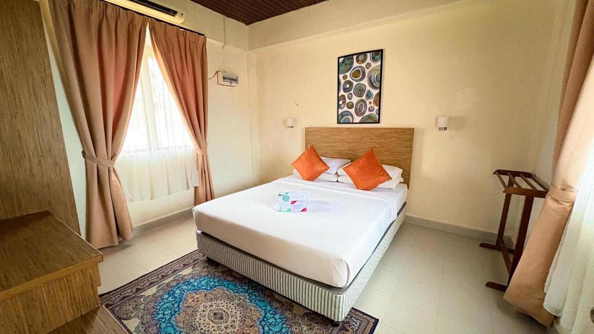 Lovita Tanjung Bidara 4* Malacca